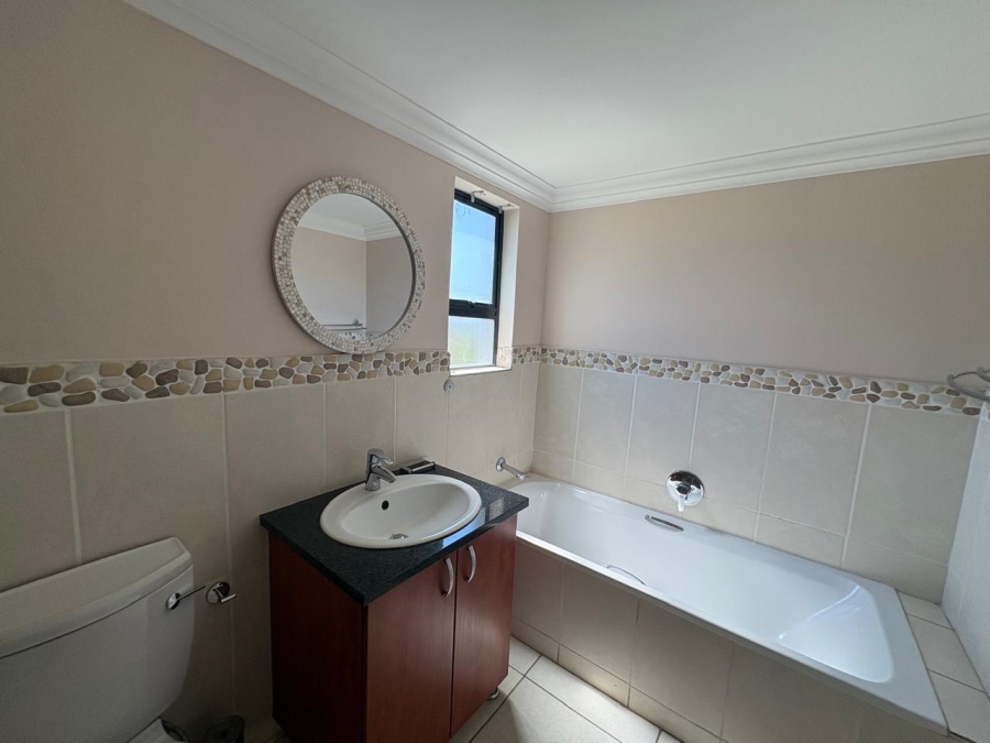 4 Bedroom Property for Sale in The Islands Estates North West